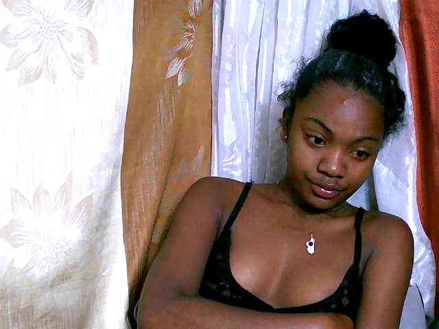 Laingohh webcam