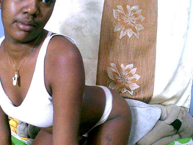 Laingohh webcam
