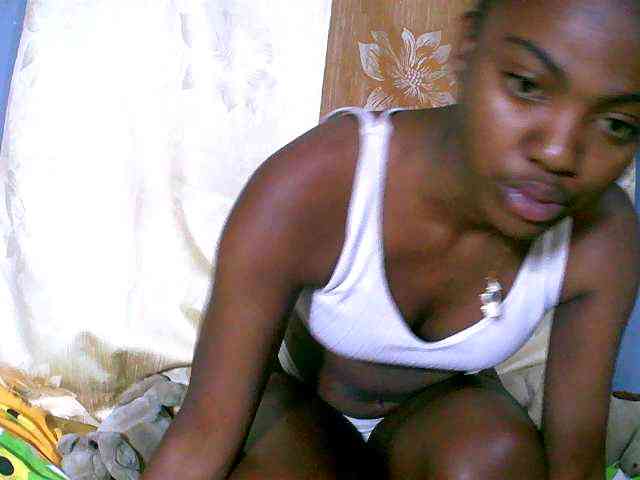 Laingohh webcam