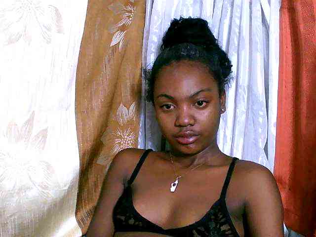 Laingohh webcam