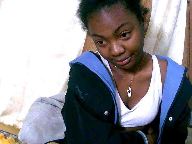 Laingohh webcam