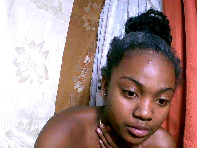 Laingohh webcam