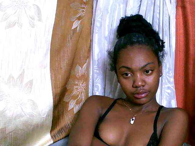 Laingohh webcam