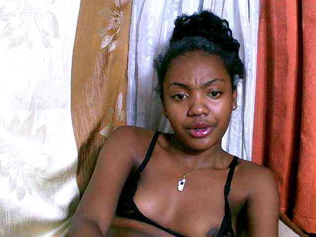 Laingohh webcam