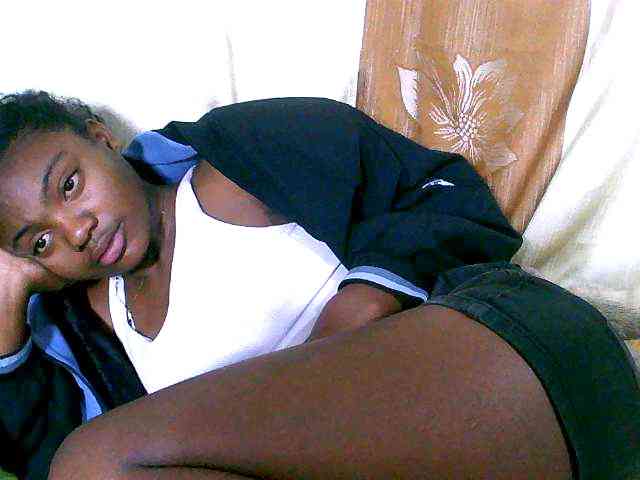 Laingohh webcam