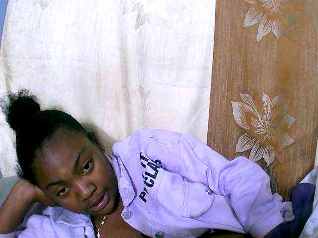 Laingohh webcam
