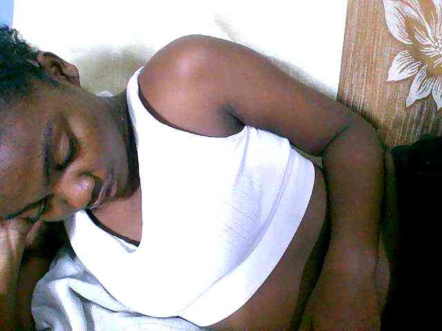 Laingohh webcam