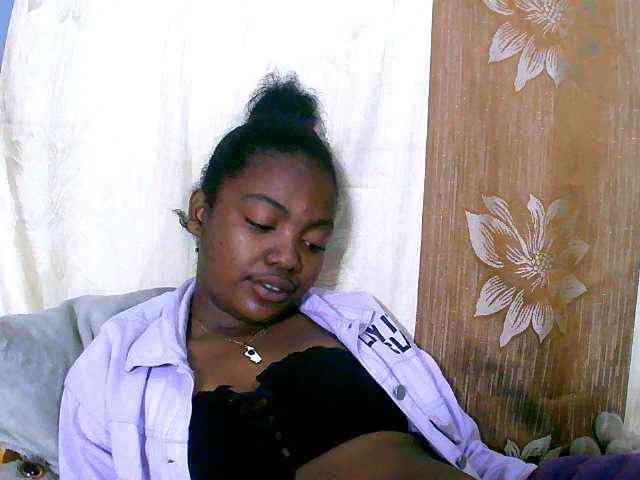 Laingohh webcam