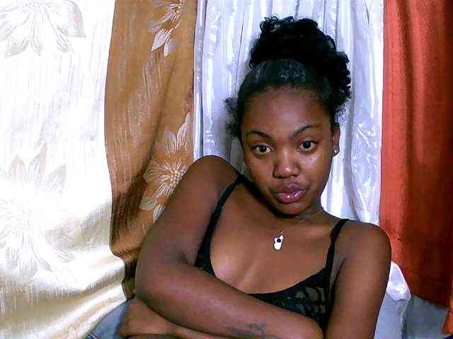 Laingohh webcam