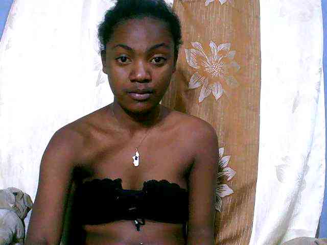 Laingohh Live Webcam on BongaCams