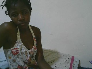 sweet-tatiana's Live Webcam