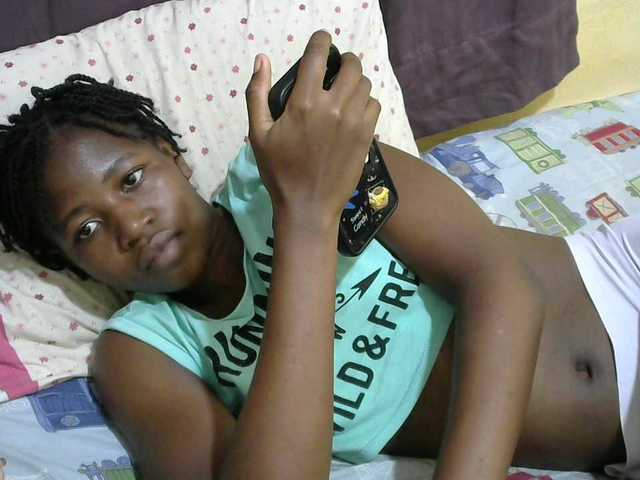 sweet-tatiana's BongaCams show and profile