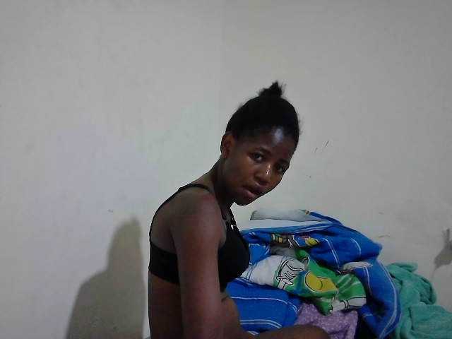 sweet-tatiana webcam bongacams model stream image