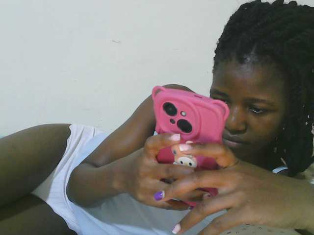 sweet-tatiana webcam bongacams model stream image