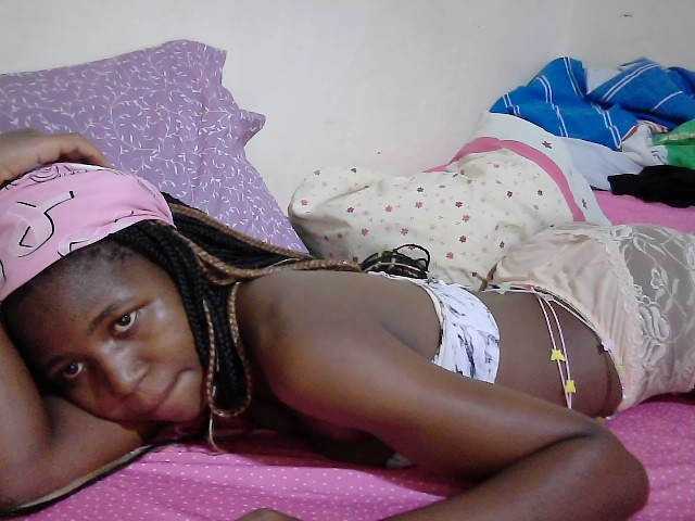 sweet-tatiana's BongaCams show and profile