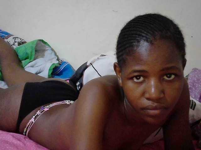 sweet-tatiana webcam bongacams model stream image