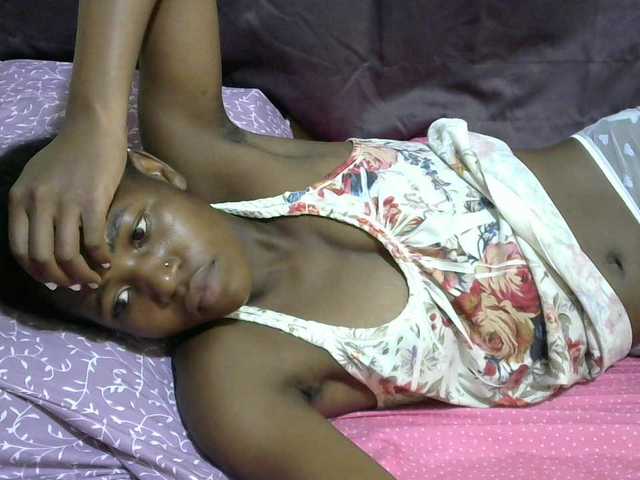 sweet-tatiana's BongaCams show and profile