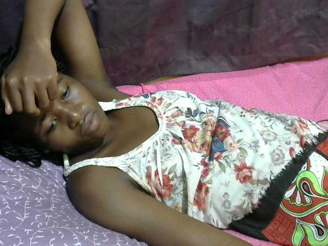 sweet-tatiana webcam bongacams model stream image