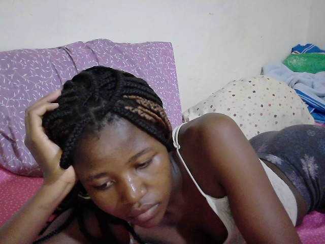 sweet-tatiana's BongaCams show and profile