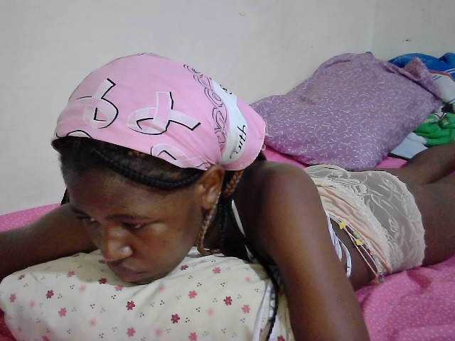 sweet-tatiana's BongaCams show and profile