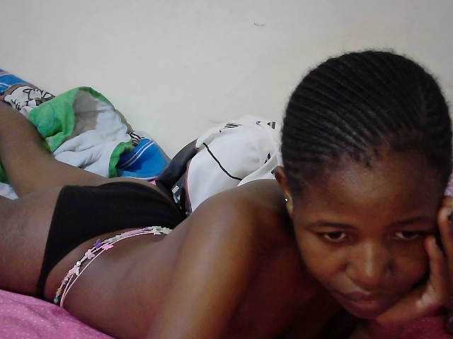 sweet-tatiana webcam bongacams model stream image