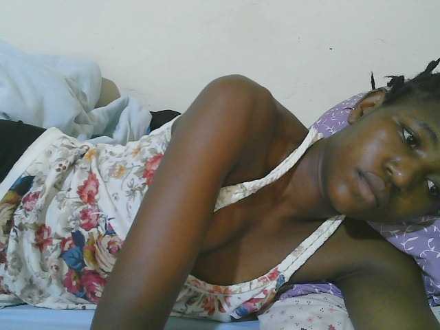 sweet-tatiana webcam bongacams model stream image