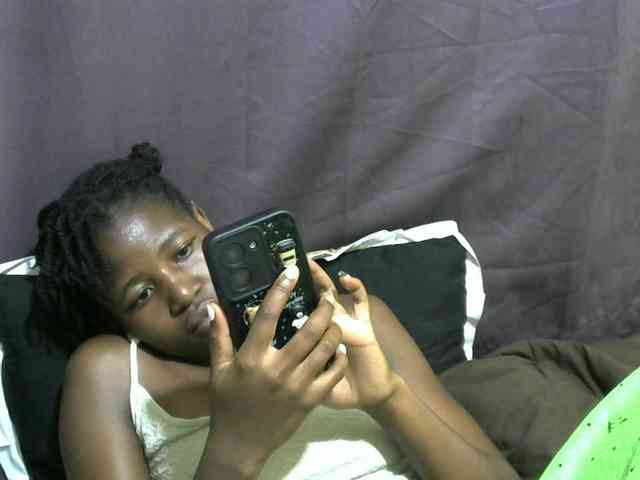 sweet-tatiana Live Webcam on BongaCams