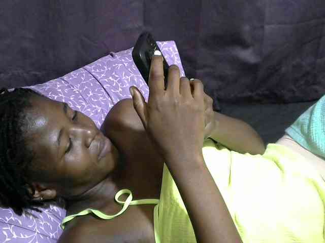 sweet-tatiana Live Webcam on BongaCams