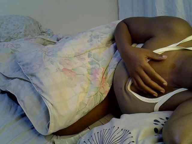 flirty-girl webcam