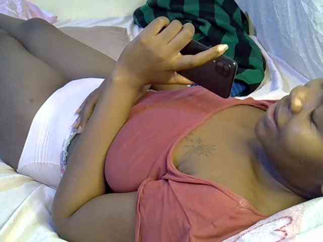 flirty-girl webcam