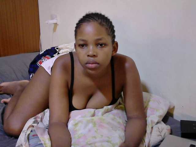 queen-sasha1 webcam bongacams model stream image