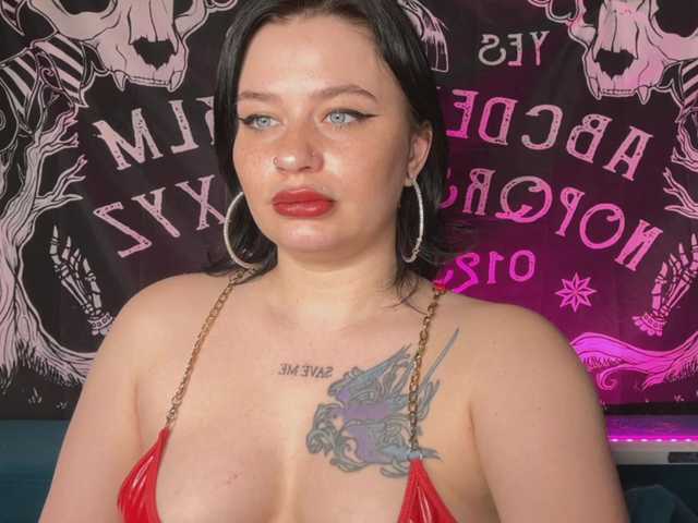 pretttyalice live cam