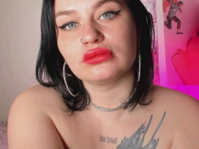 pretttyalice's BongaCams show and profile