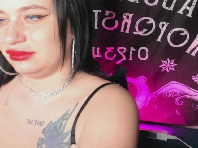 pretttyalice's BongaCams show and profile