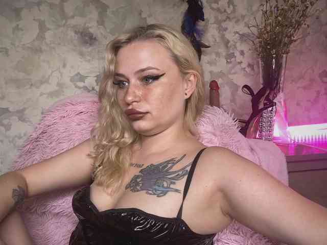 pretttyalice webcam