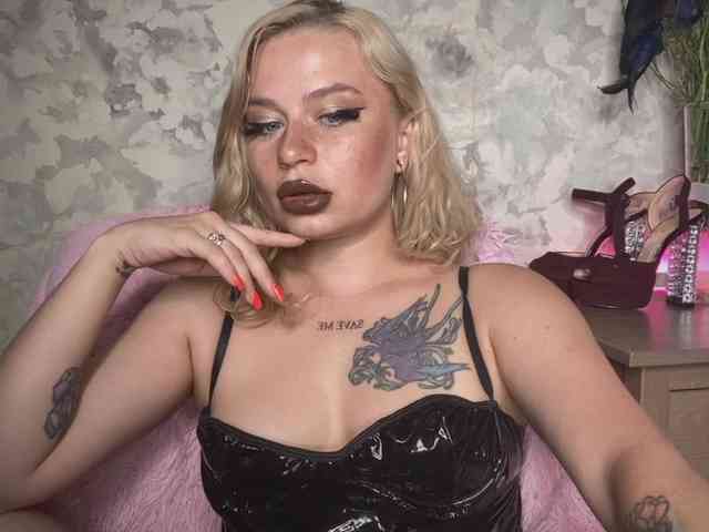 pretttyalice webcam