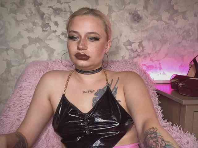 pretttyalice webcam
