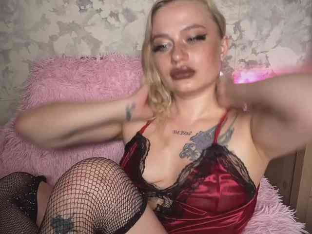 pretttyalice webcam