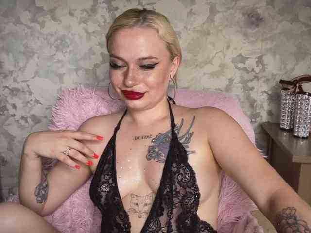 pretttyalice webcam