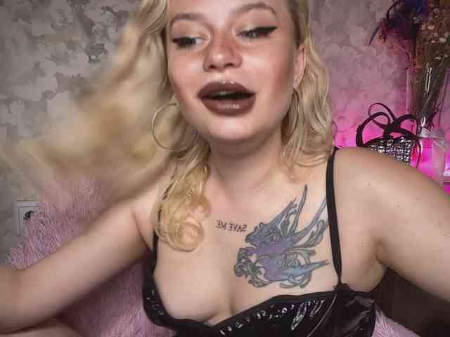 pretttyalice webcam