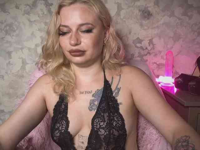 pretttyalice webcam