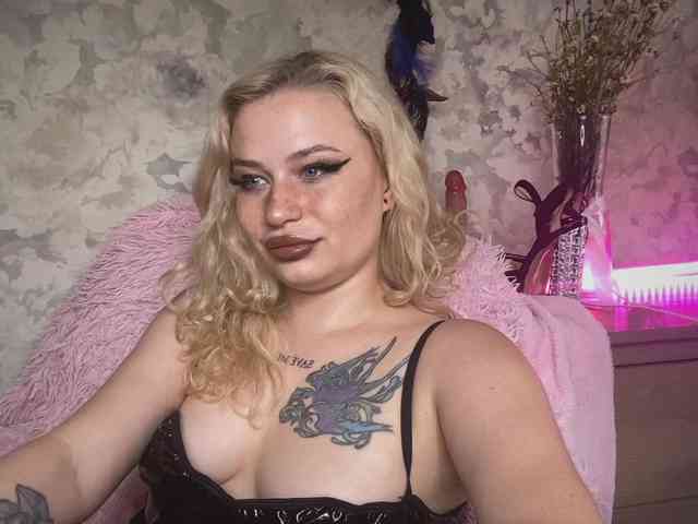 pretttyalice webcam