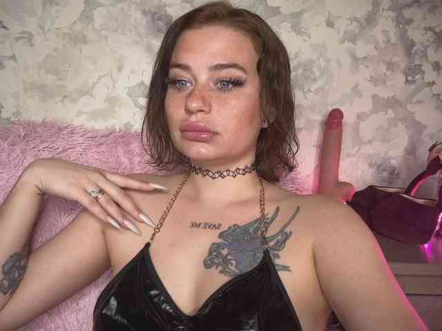 pretttyalice webcam