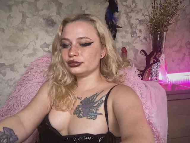 pretttyalice webcam