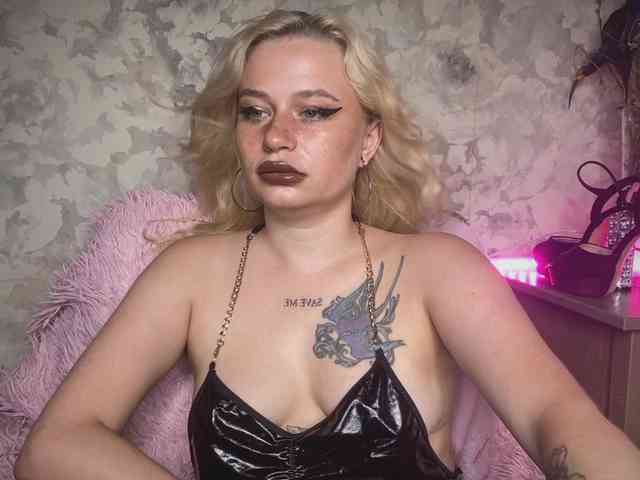 pretttyalice webcam