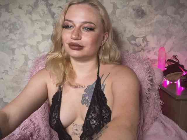 pretttyalice webcam