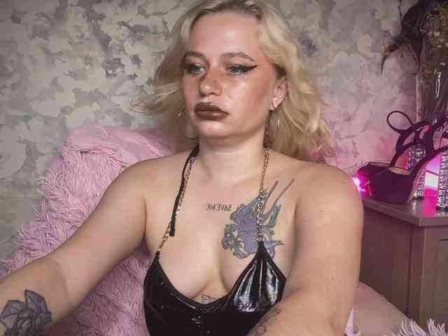 pretttyalice webcam
