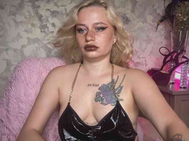pretttyalice webcam