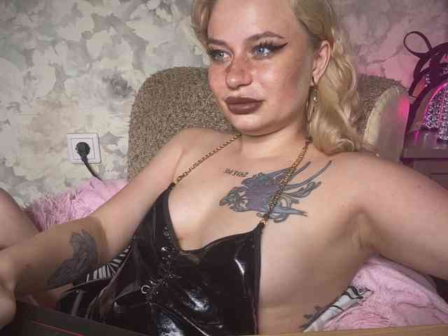 pretttyalice webcam