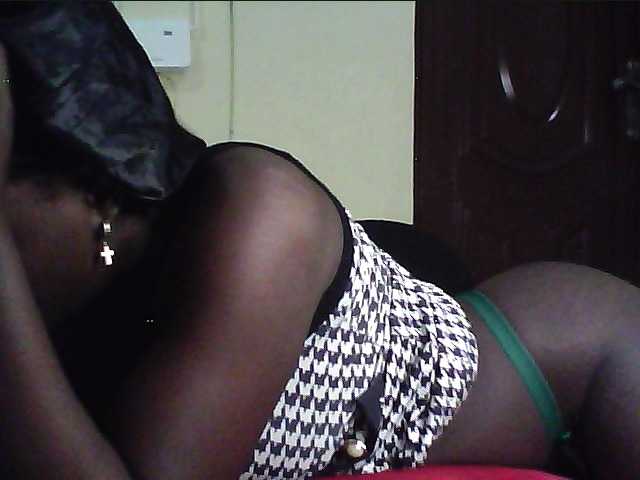 alora-skylar's BongaCams show and profile